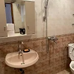 за гости *