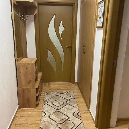 за гости Девин
