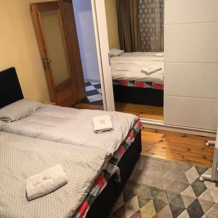 къща томови