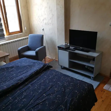 къща томови Guest house