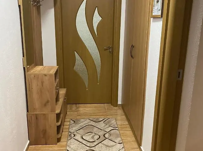 за гости Dövlen