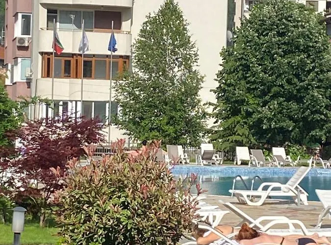 Daire за гости Dövlen