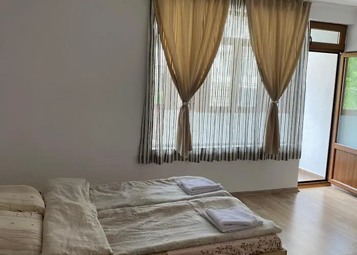 за гости * Dövlen